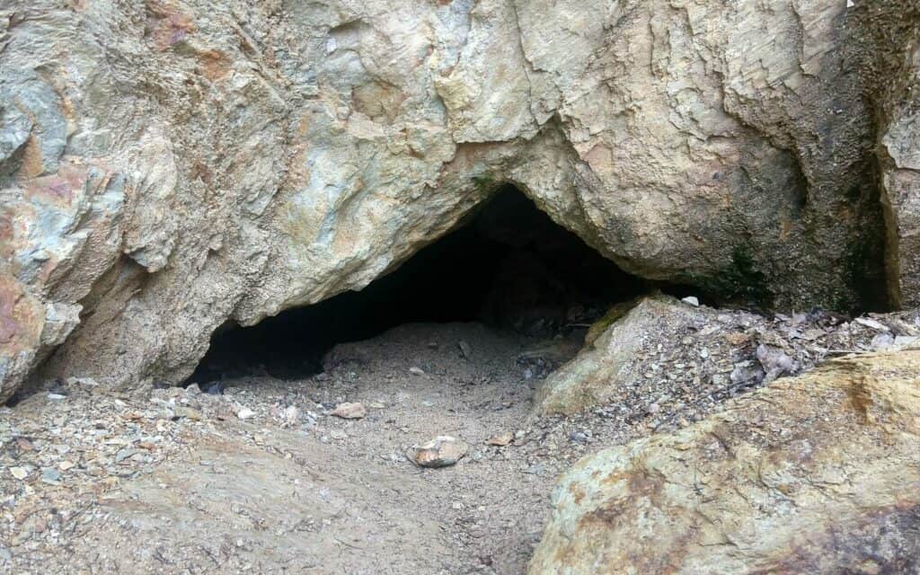 jaskinia nietoperza